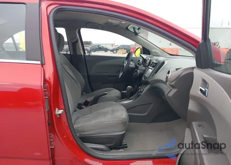 2015 Chevrolet Sonic Lt Auto from USA, damaged, VIN 1G1JC5SH5F4144035